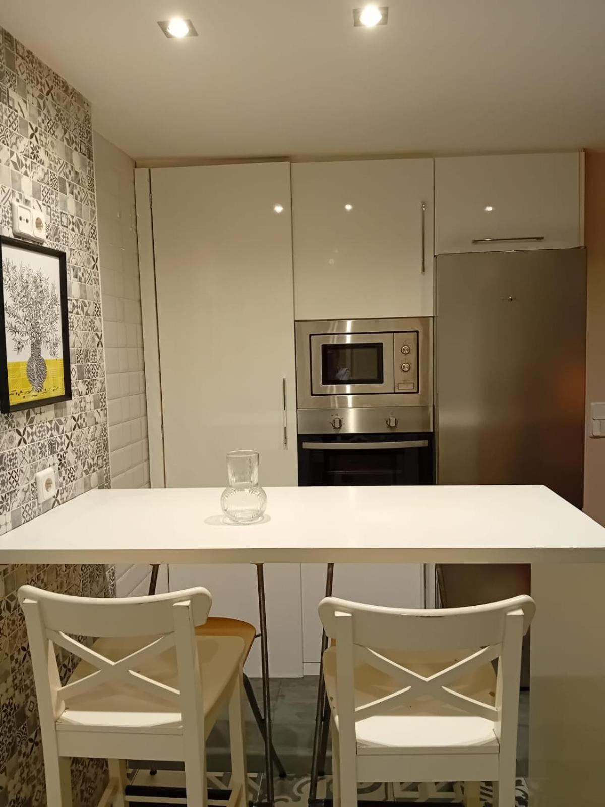Apartamento Vivienda En Casco Antiguo De *